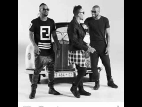 Diamond Platnumz features P Square in “Kidogo” video