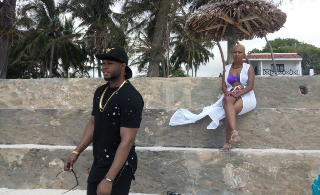 Video: “Attention” by Vivian feat.&nbsp;Redsan