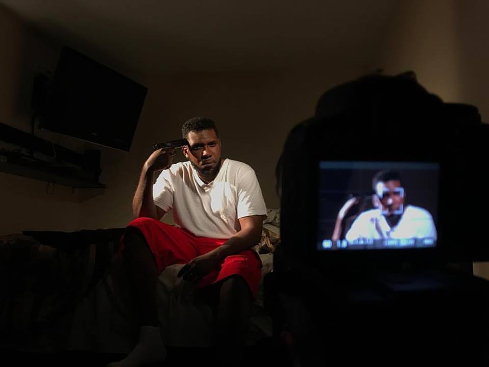 Ray Sytes goes the “Body Talk” way [Video]