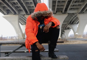 Noochie features Rich Homie Quan in “Confidence” [Video]