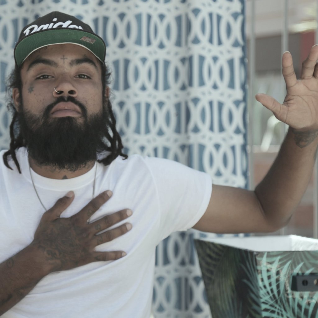 Watch as Penn shares hope in “The Life”&nbsp;video