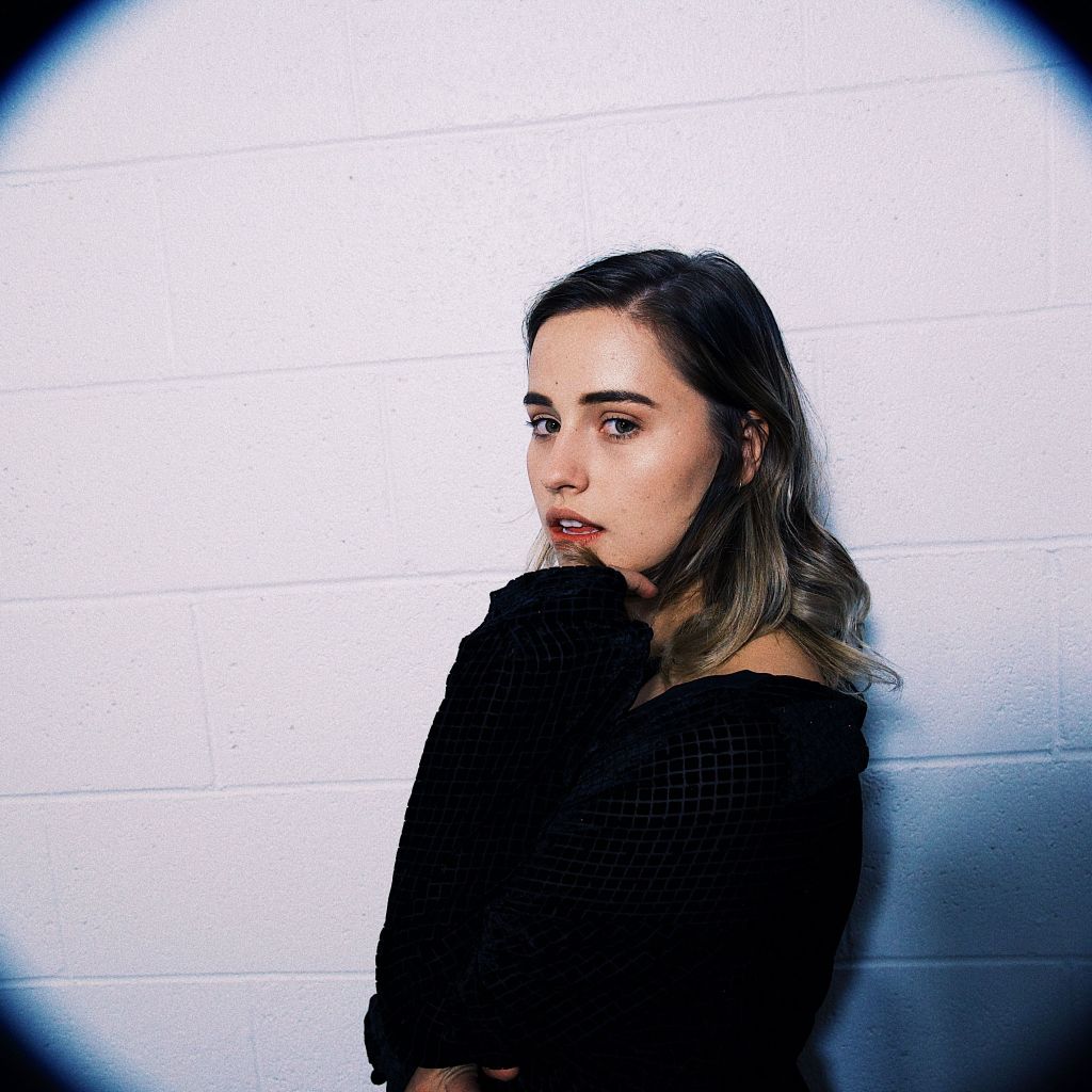 Emily Vay -“Shades Of&nbsp;Blue”