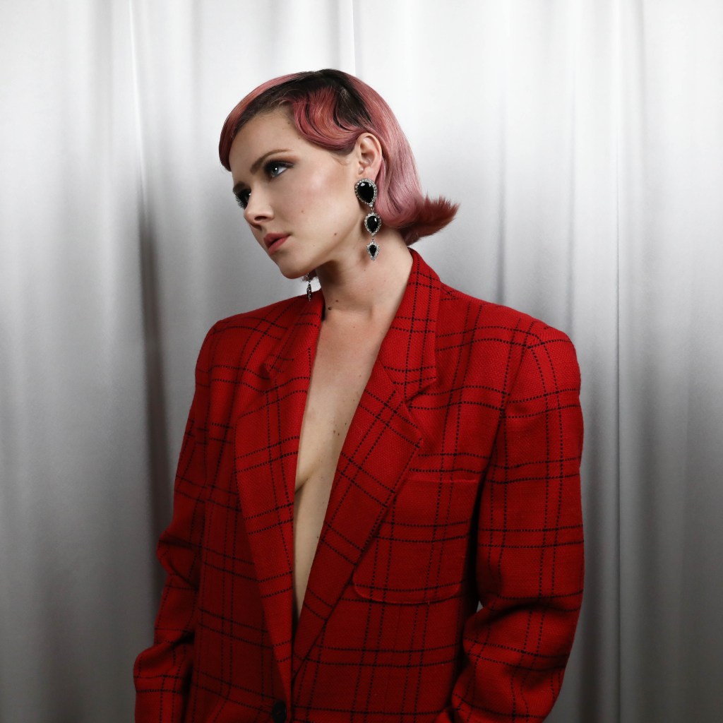 Listen to “Origami” by&nbsp;Kayls