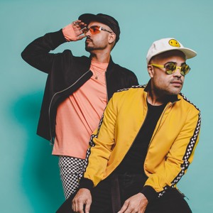 Stream “Salvaje” by COASTCITY duo
