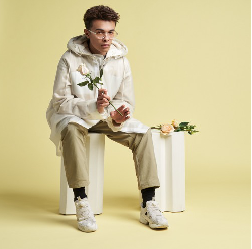 Isaac Dunbar reveals “woman on the hills”