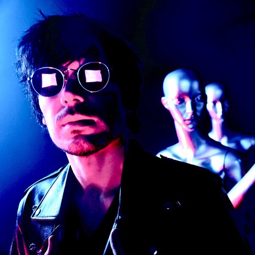 Cold Engines is back with “Shady Lover”