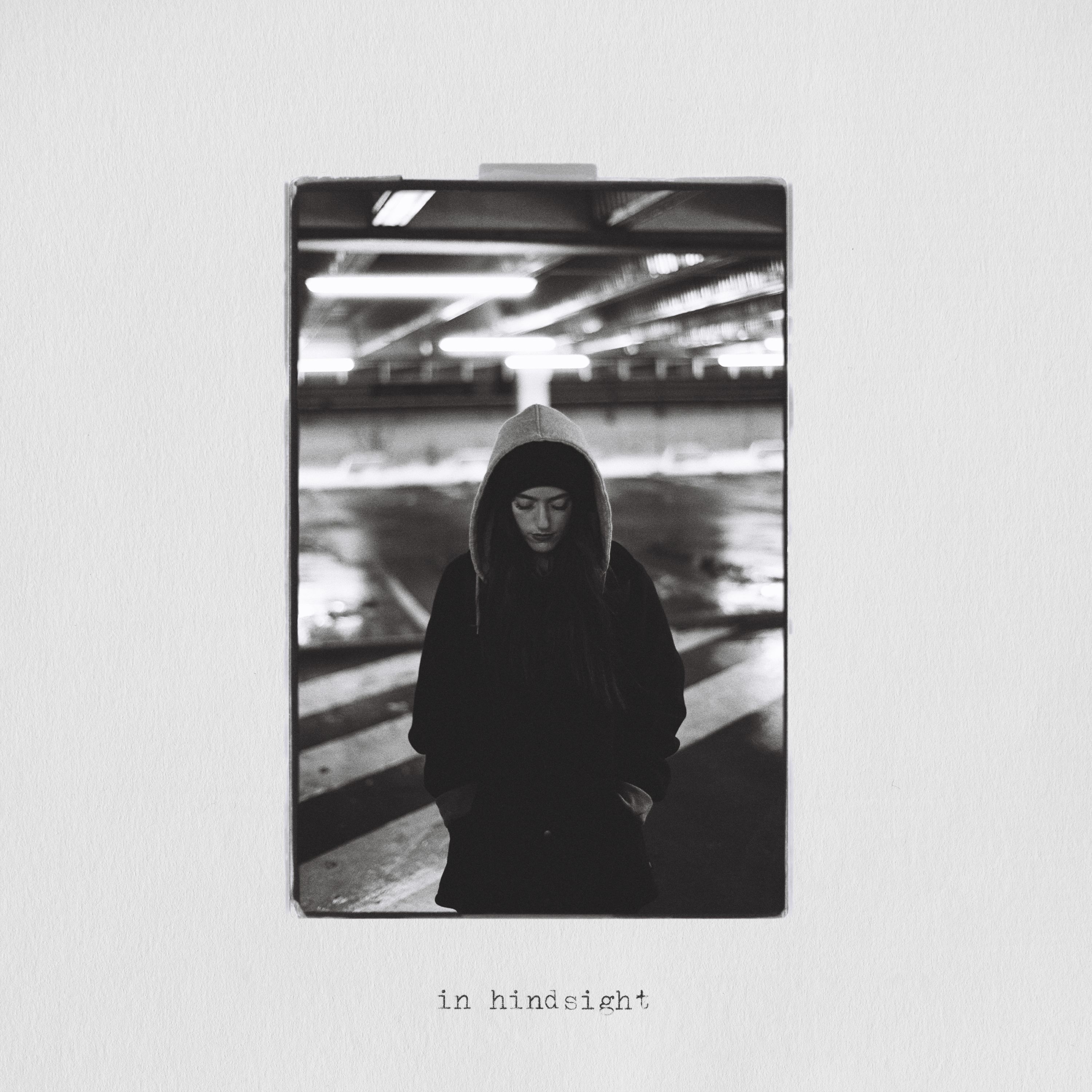 In Hindsight EP by Swedish singer/songwriter Elina is out: Stream
