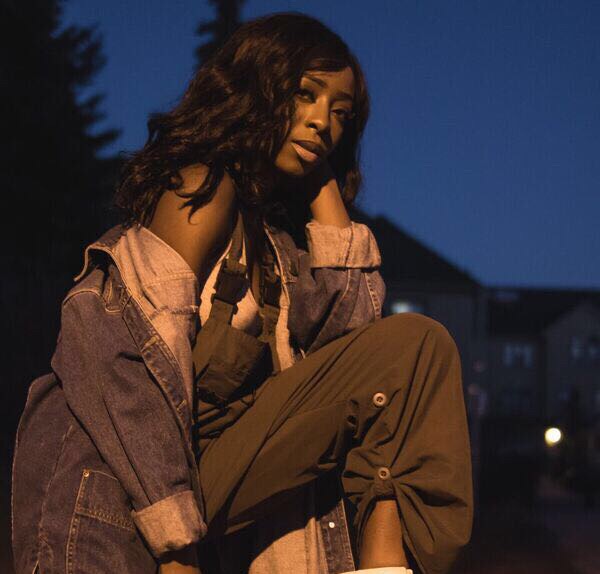 Listen to Zenesoul’s “No Going back”, off her debut EP, Worth.