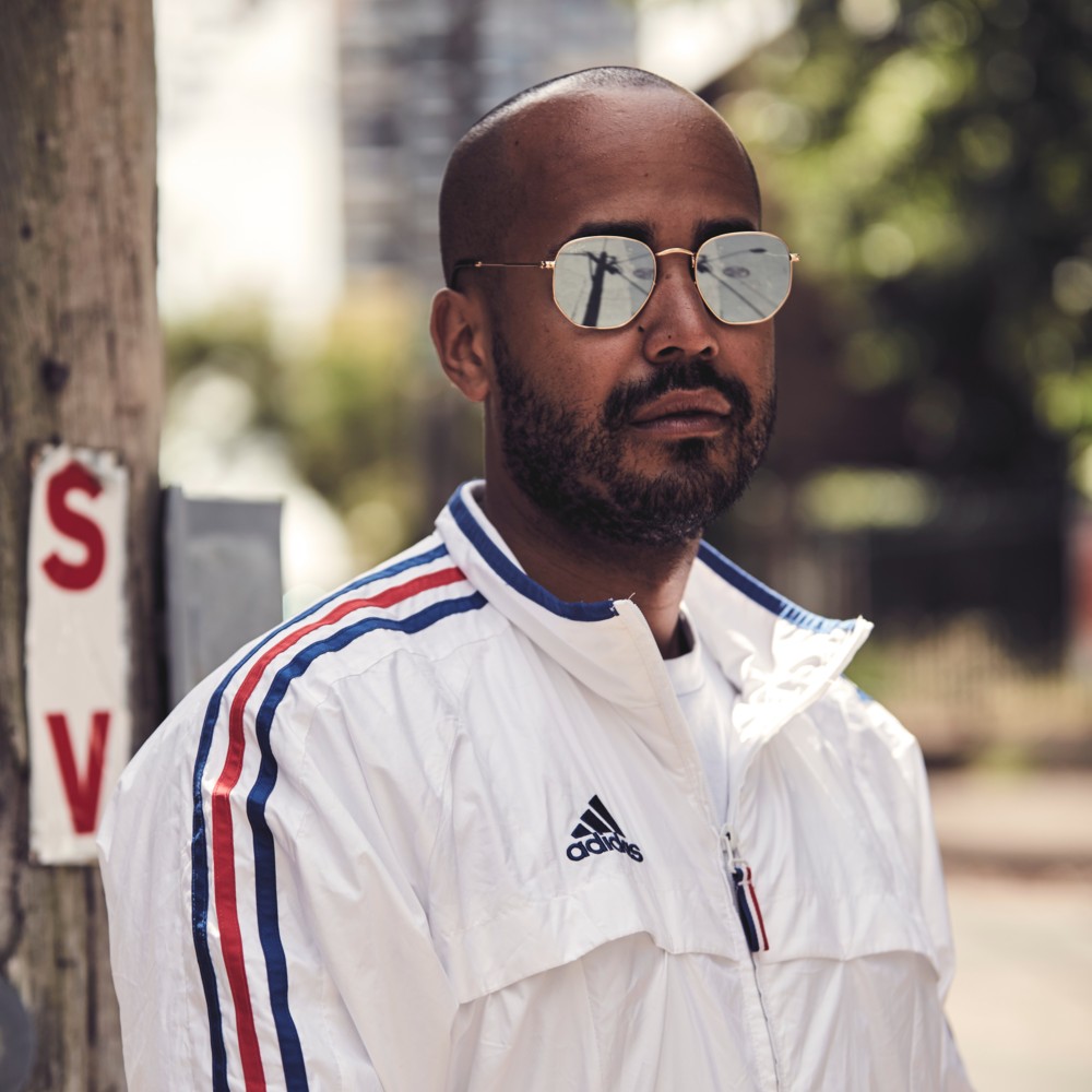 Listen to Kamaliza’s Time EP, including the song “Agua”