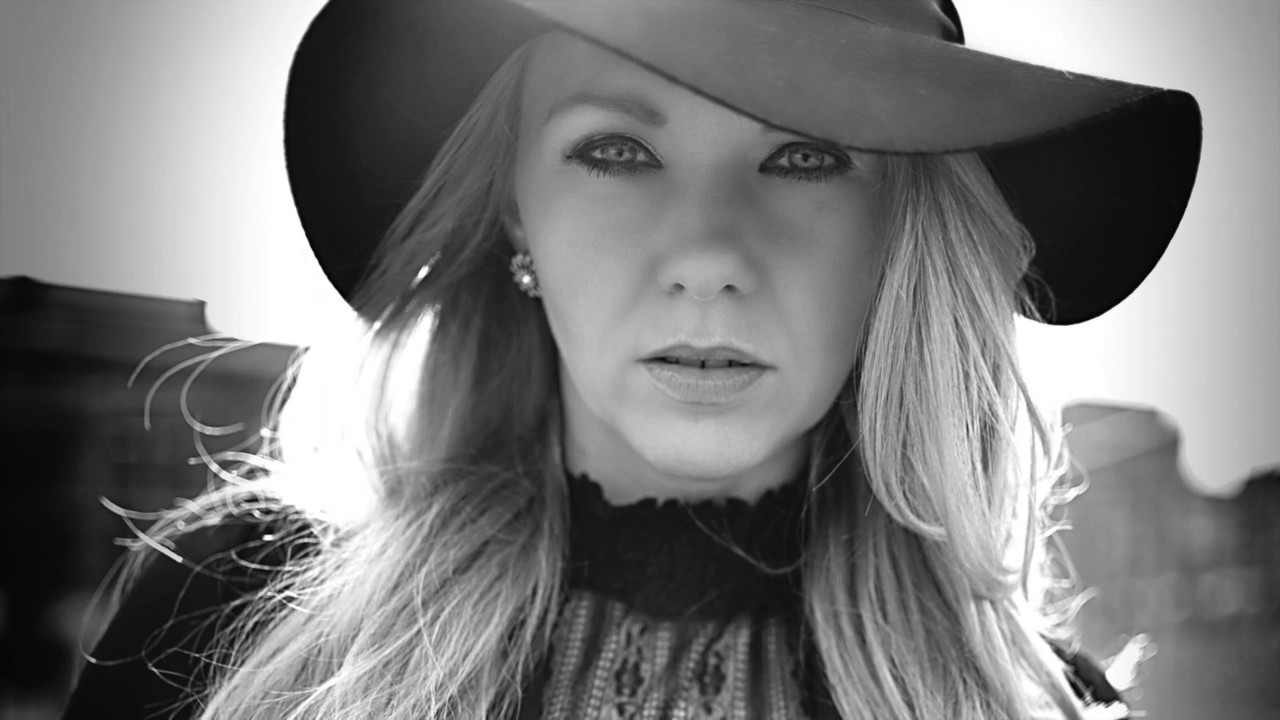 Candice Sand fires back with the anthemic “I Get Up”