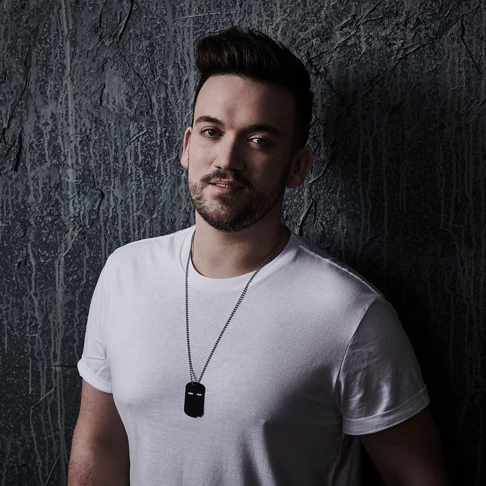 Kyle Richardson – “Christmas Time This Year”