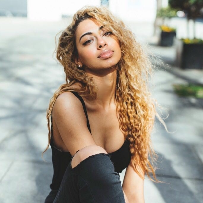 Sonna Rele – “Bad Bitch” [Video]