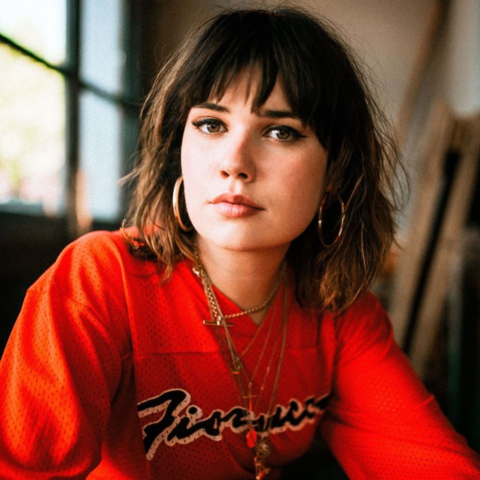 Introducing Lily Moore: watch videos of her new single “Now I Know” and Vevo DSCVR&nbsp;performances