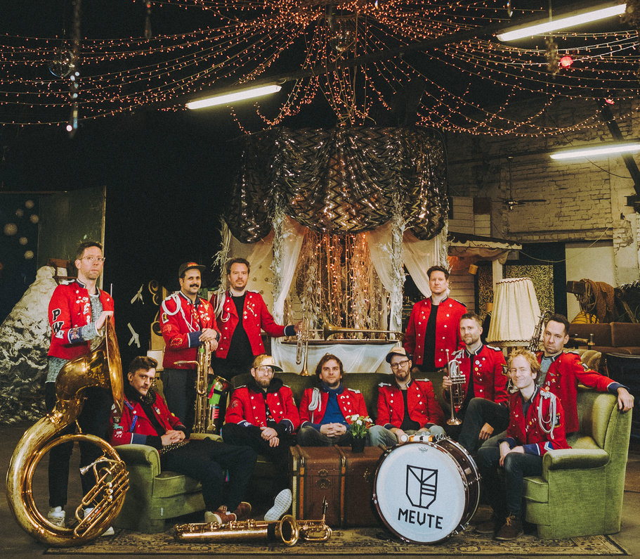 MEUTE reworks Röyksopp’s “What Else Is There?” [Video]