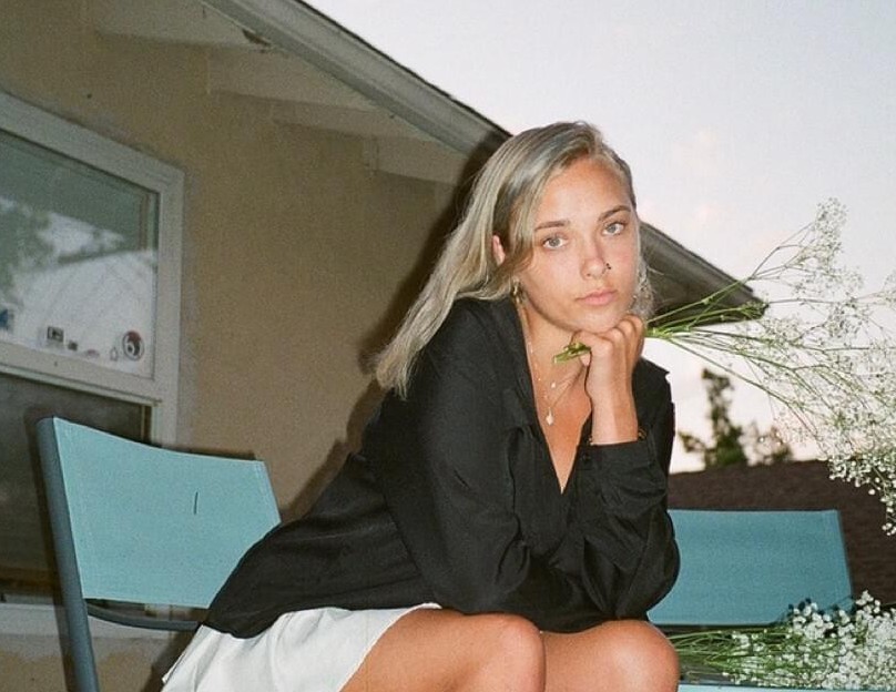 Abby Sage embraces vulnerability in new song “18&nbsp;Years”