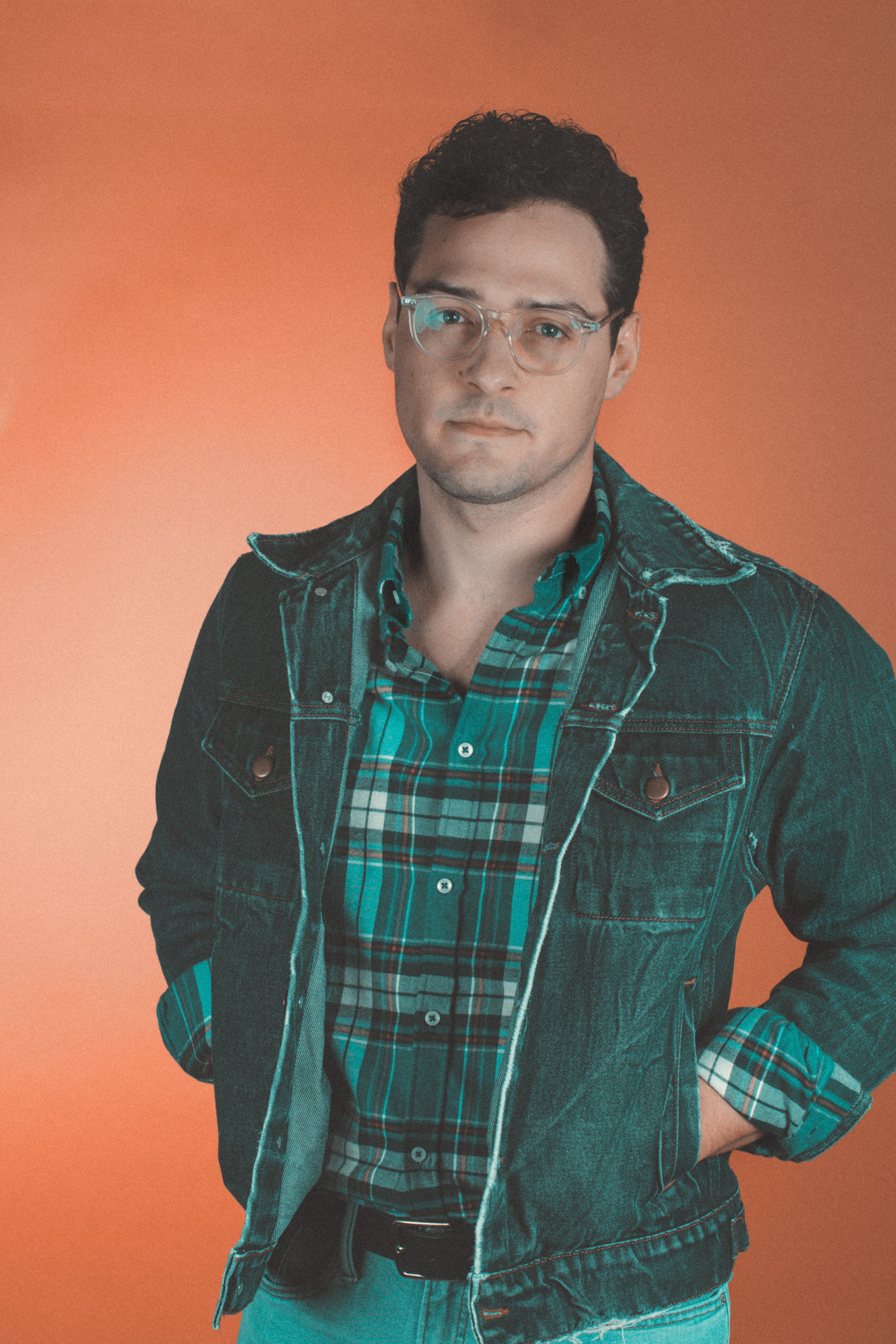 Hear Holden Laurence sing about “Candy Scented Scars”