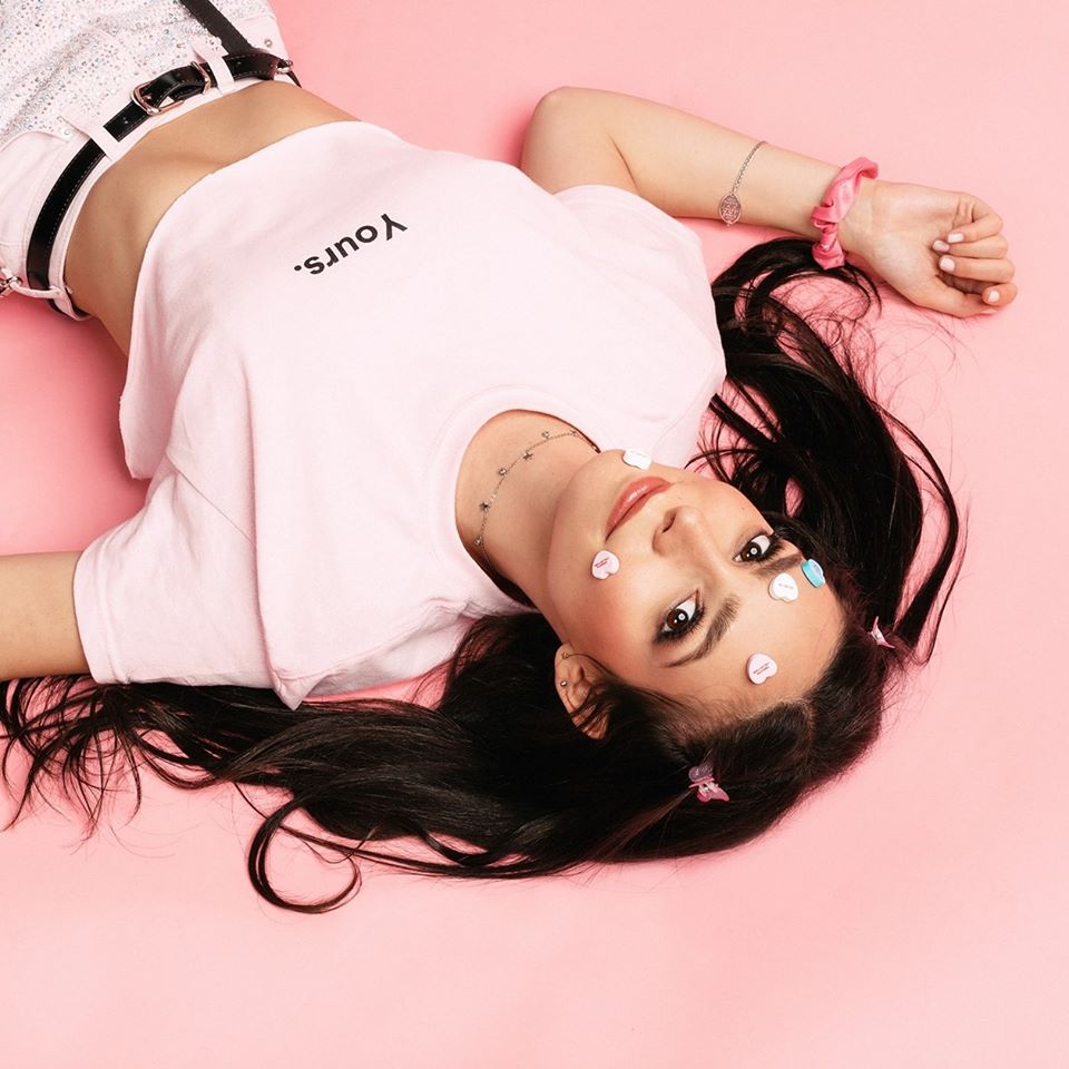 LØLØ deals with conflicting feelings on “Hate&nbsp;U”