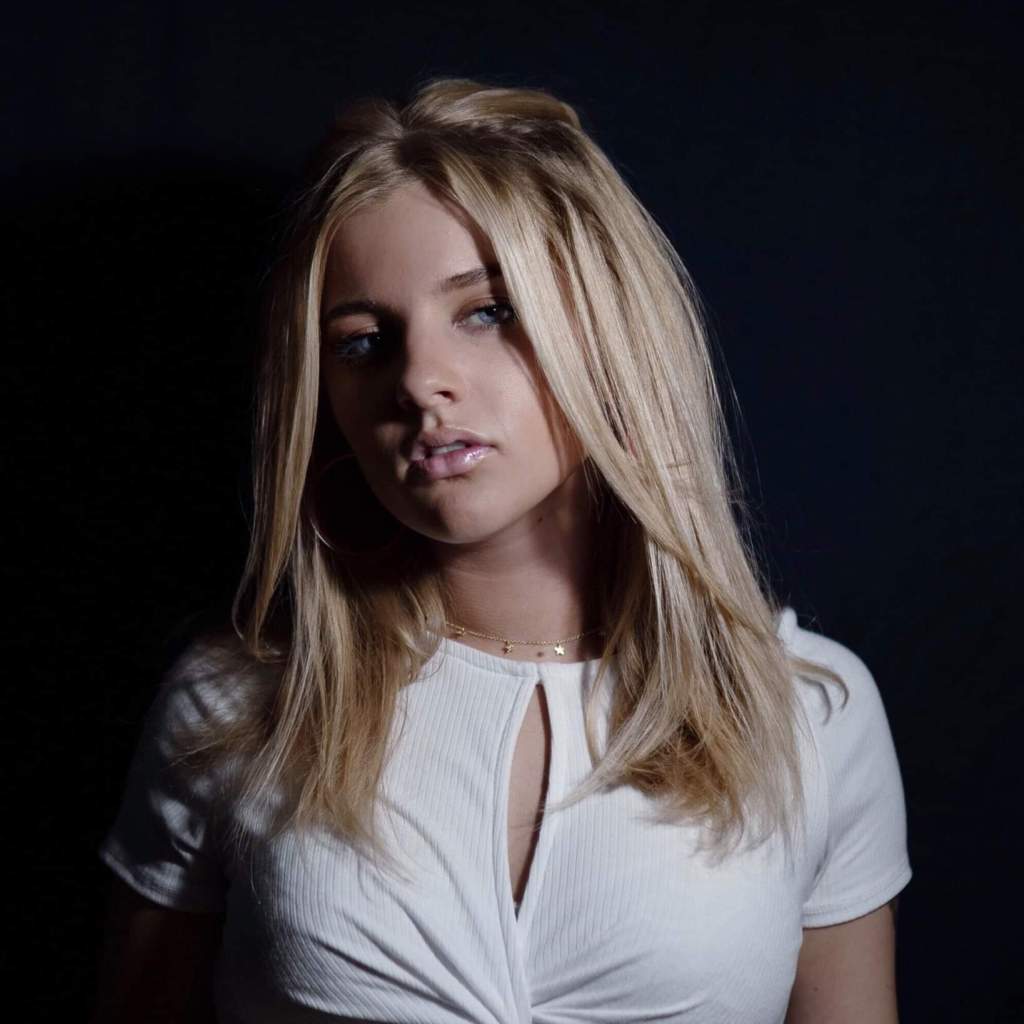 Listen: CHLSY – “On&nbsp;Read”