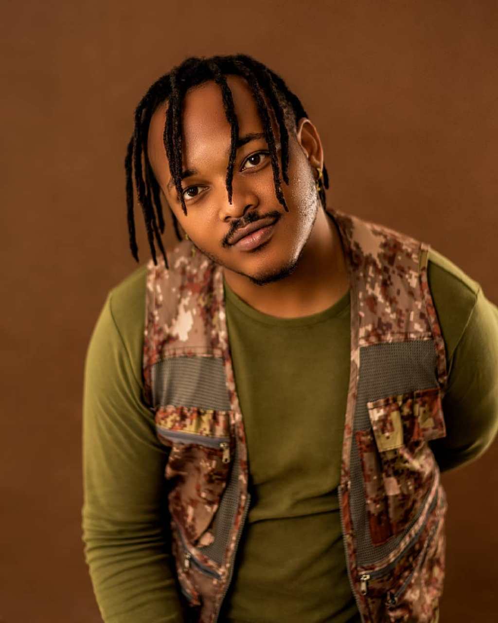 Dez presents “No Love”&nbsp;visuals