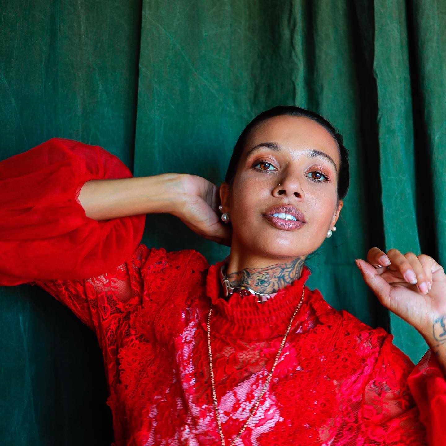 Listen to “Eclipse” by singer Tora Woloshin [Video]