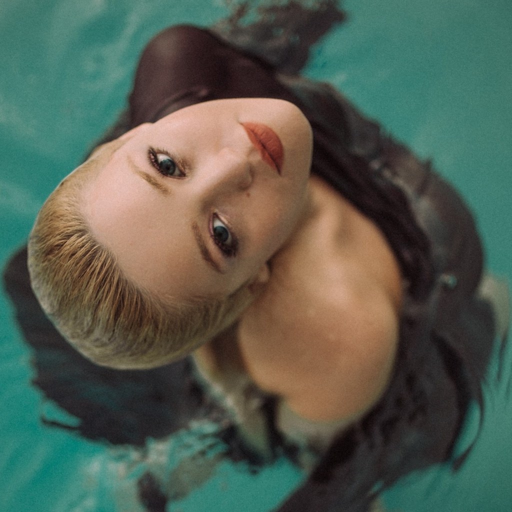 Elley Duhé returns with new single, “Kids Of The Night”; watch the&nbsp;video