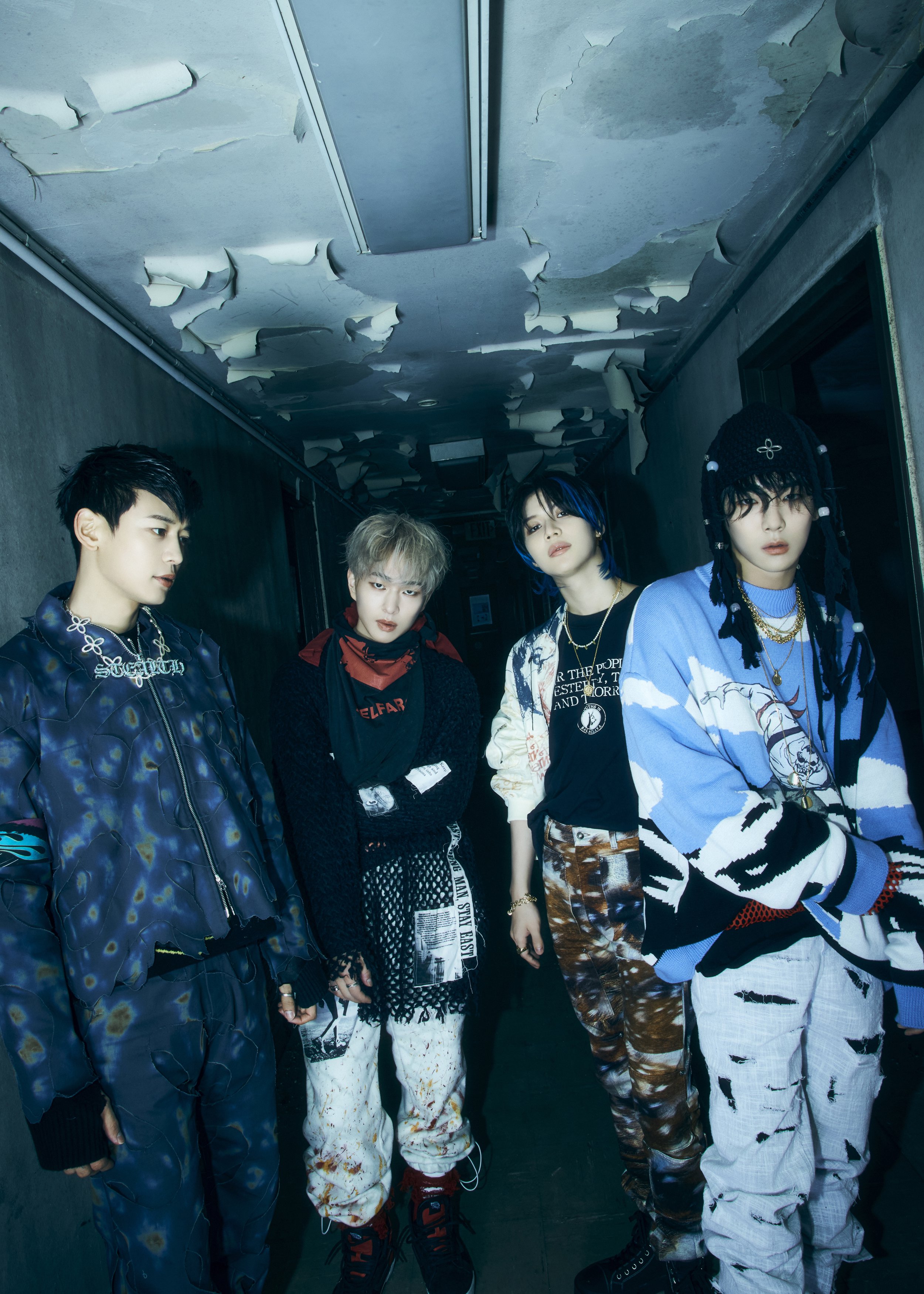 Listen to “SUPERSTAR” by Korean pop band SHINee