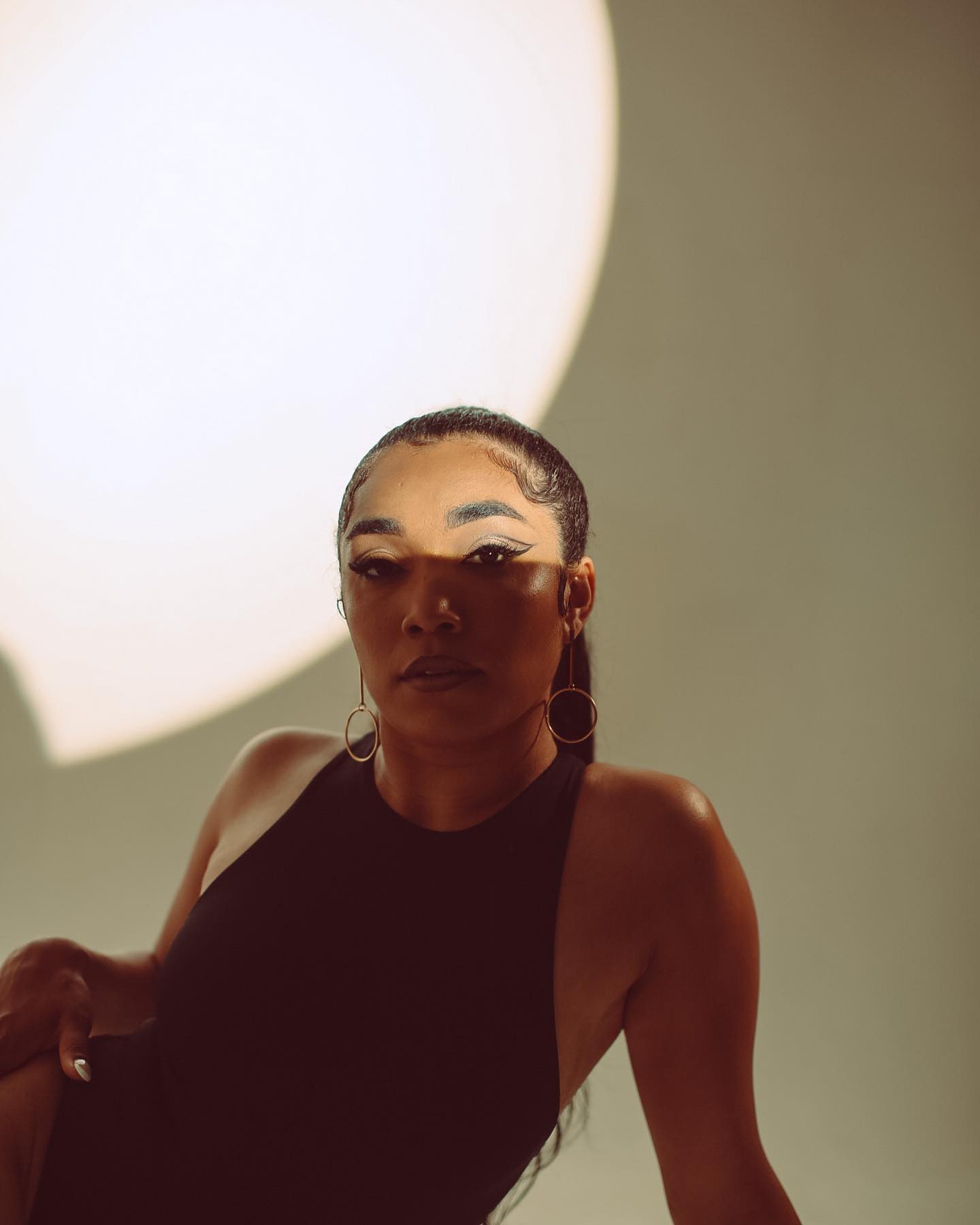 Erica-Cody returns with new single, “Back To Basics”