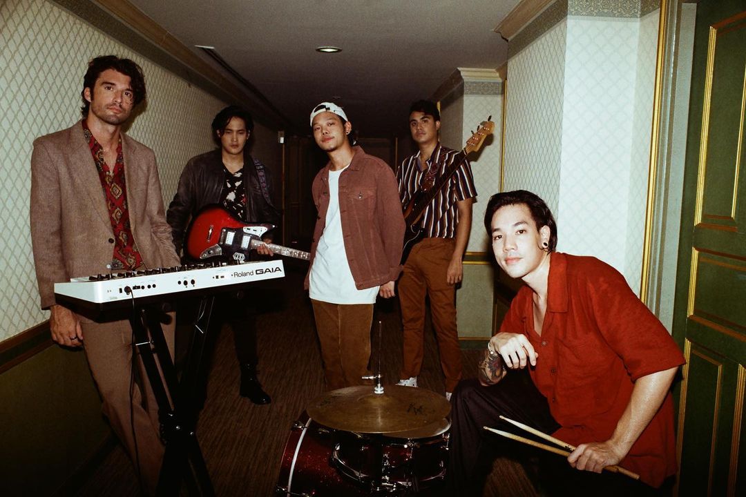 Thai indie band Rosalyn evoke nostalgia with their new video, “The Deja Vu”