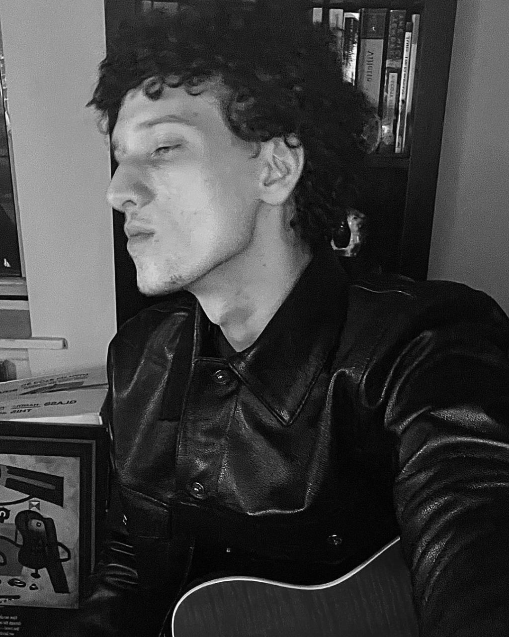 Lincoln releases “Yours Truly”;&nbsp;listen