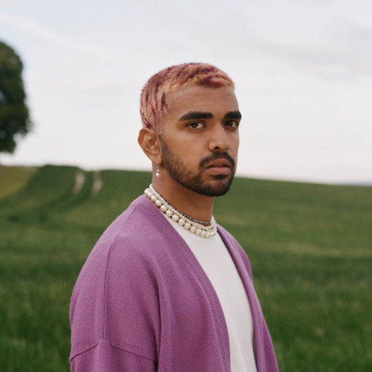 Emerging singer-songwriter Renao shares new song, “Holding My&nbsp;Breath”