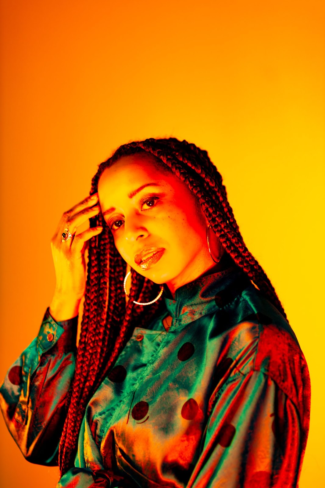 janïsa is glad to “Fly Away” in new video