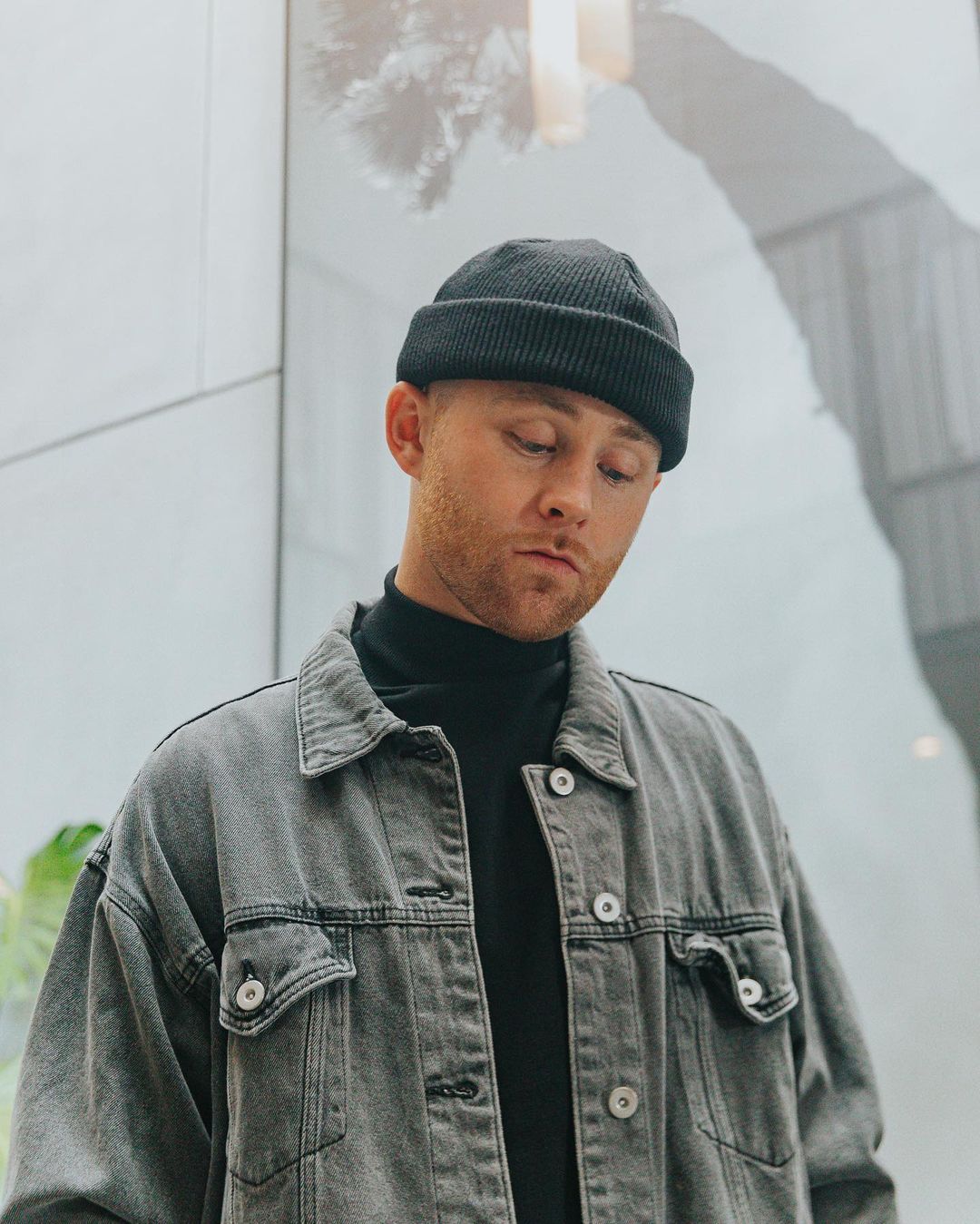 Listen to Rowlan’s “Feel Like Home”