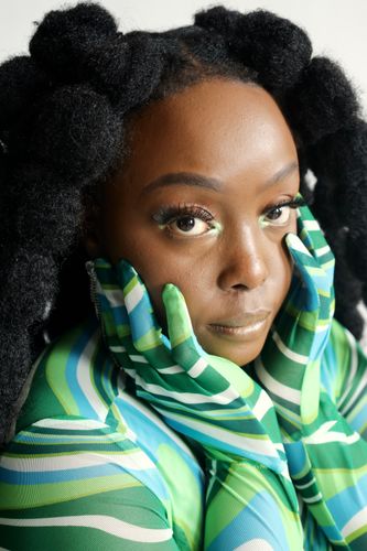 Le Ru feels “Jaded” as she shares new EP; stream The Ride