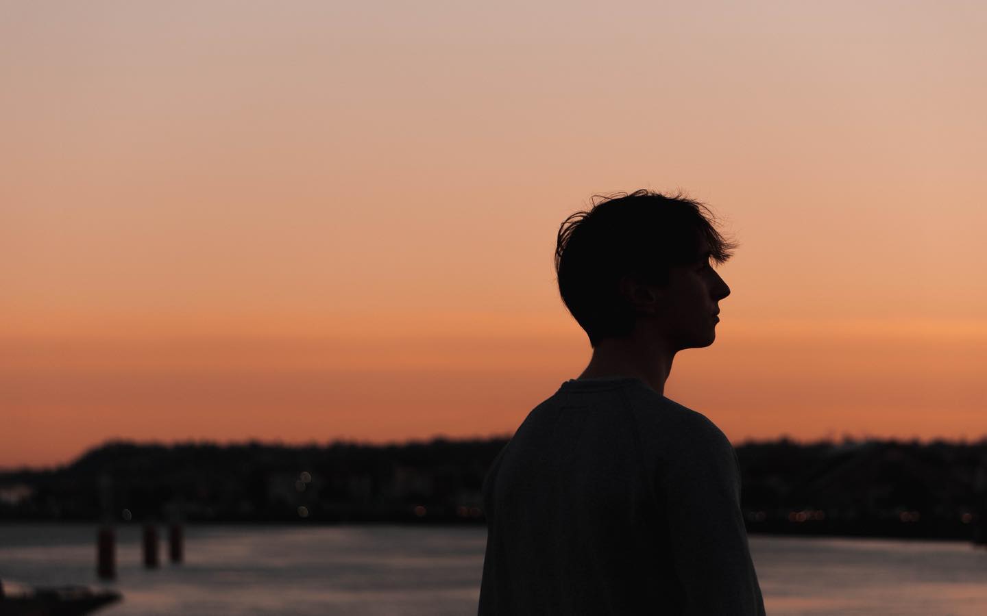 Listen: Vall x Alpume – “Under the Clouds”