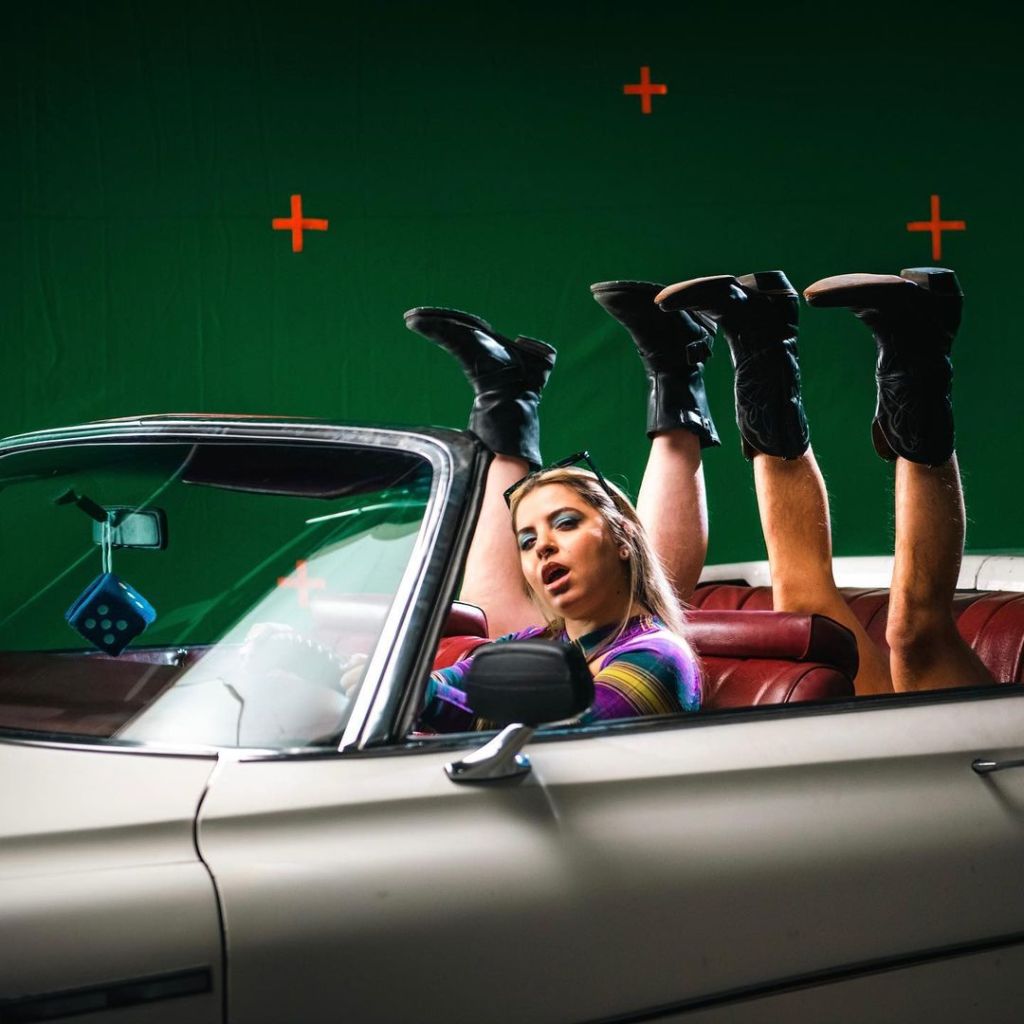 MONOWHALES drop second album, Tunnel&nbsp;Vision