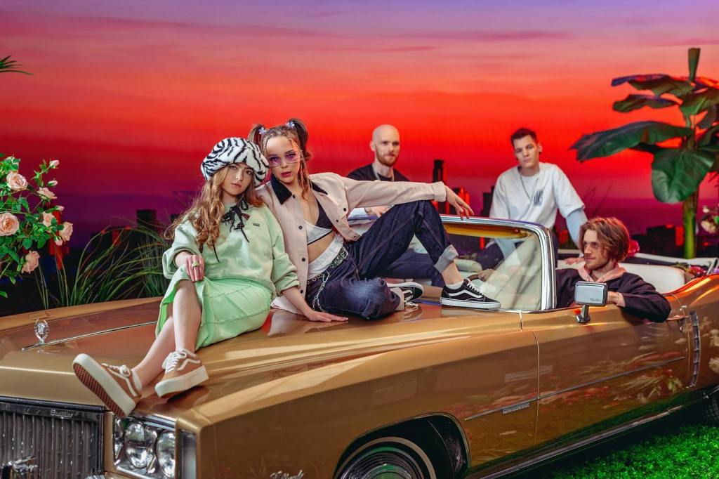 Introducing Minimal Wind ahead of their upcoming album; listen to “Torchlight”