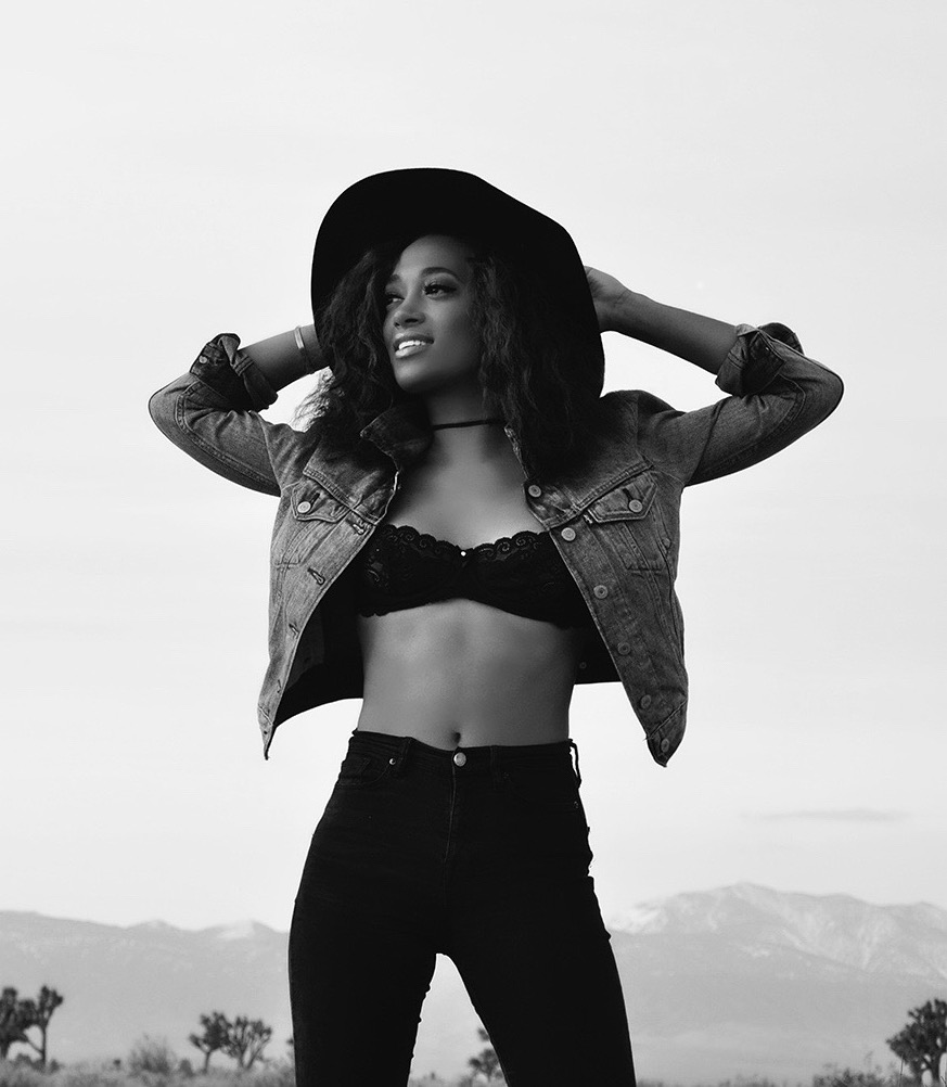 Amanda Brown feels “Amazing” in her new video