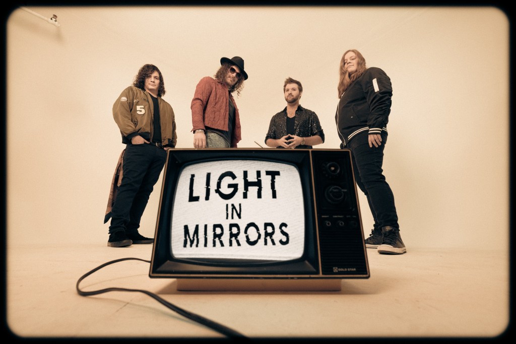 Light In Mirrors present “Dancing Sun”;&nbsp;listen