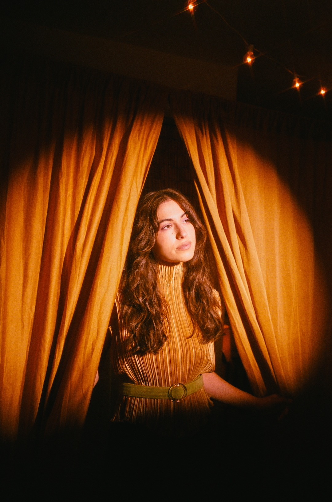 Elora returns with second single, “Embers”
