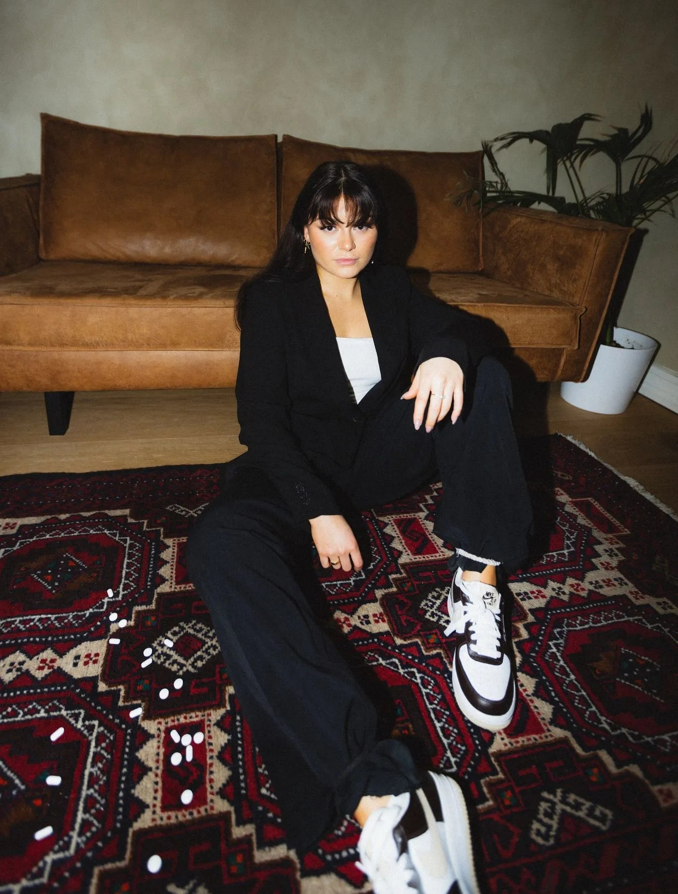 Newcomer Nessi unveils new song, “Fooling Myself”
