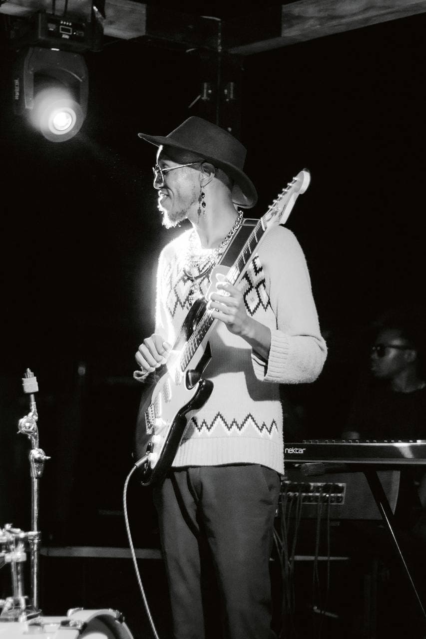 Kenyan producer & songwriter M. Rumbi reveals “It’s You” feat. Andyah