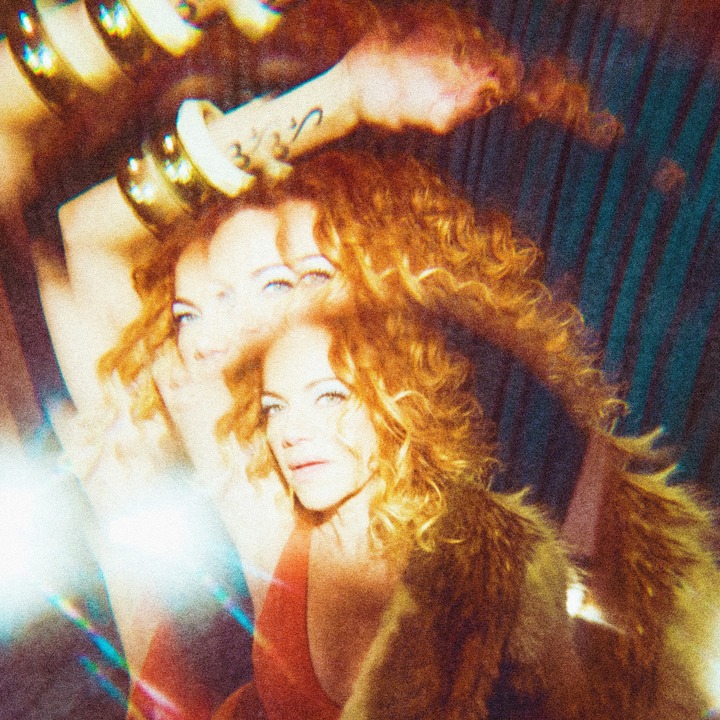 Nikka Costa just wants to “Keep It High” on this fun-fuelled new jam