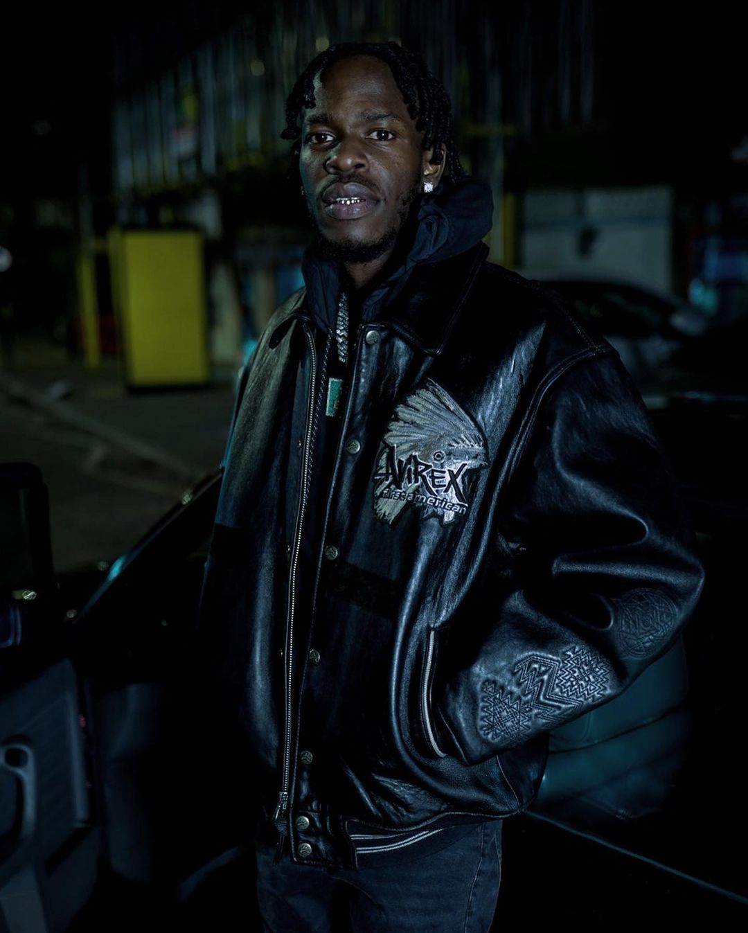 TiZ EAST’s newest song “Asinle” saw him collaborate with Mayzee