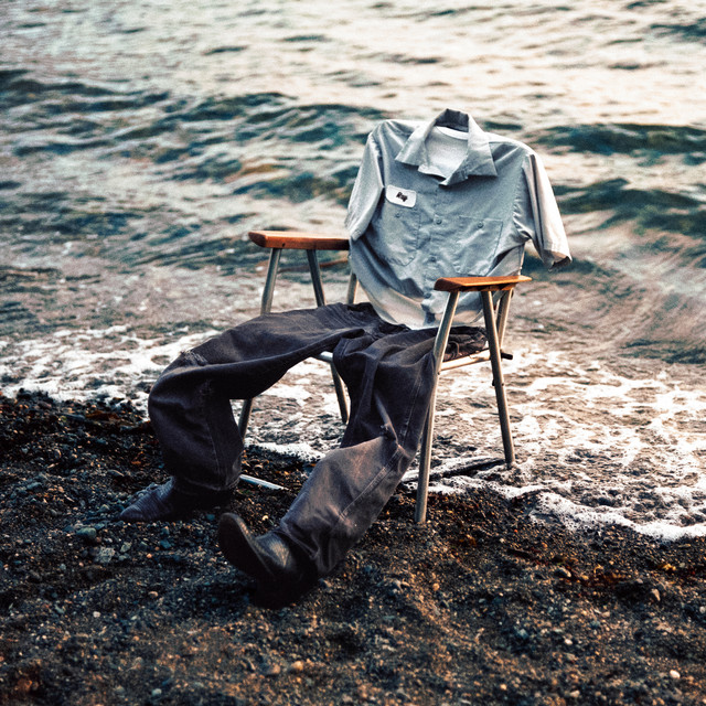 young friend reveals “Boyfriend Material”&nbsp;video