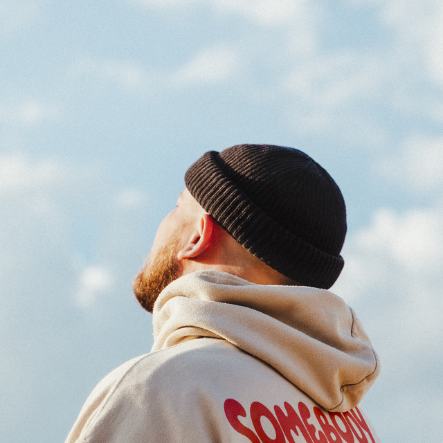 Danish pop artist beno debuts with “somebody”: listen