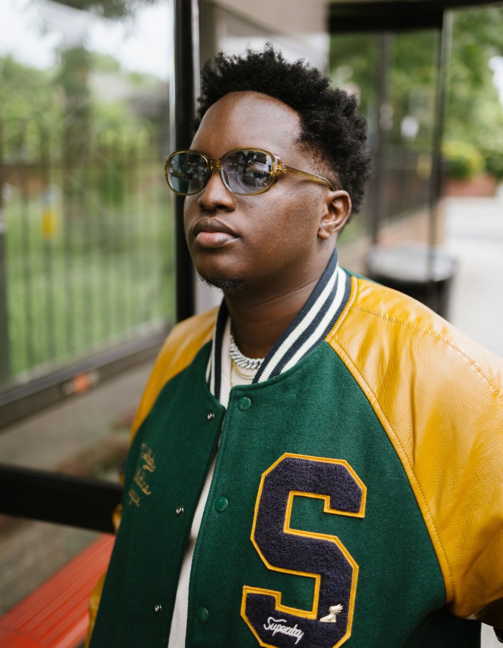 Ugandan crooner Joshua Baraka delivers “Lonely”