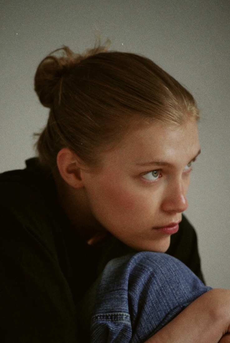 Alma Owren explores ‘under the surface’ on her debut&nbsp;EP