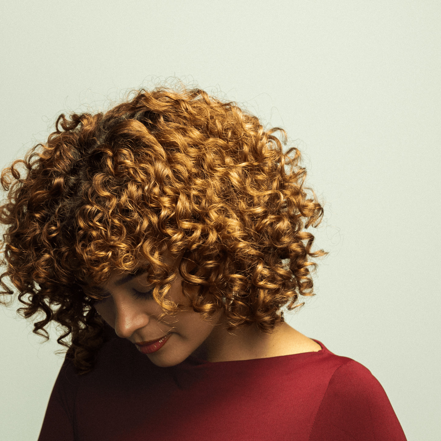 DALEE presents “Apple Tree”: watch the new music video