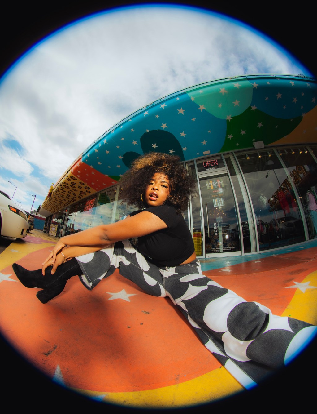 Stream Rebel Rae’s brand new EP titled&nbsp;Momentum