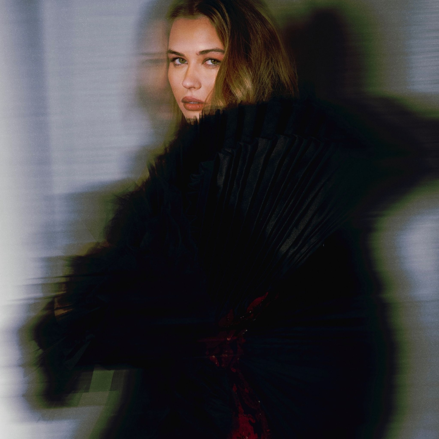 Listen to Julie Tuzet’s Confidences EP